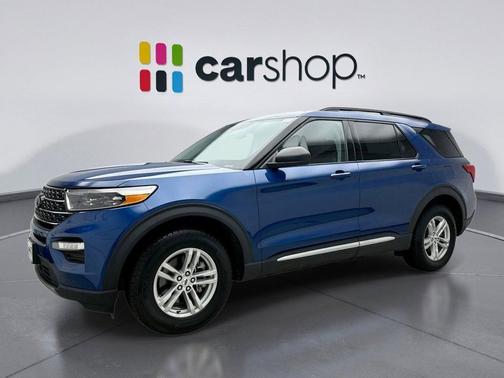 ATLAS BLUE METALLIC 2022 Ford Explorer XLT