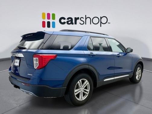 ATLAS BLUE METALLIC 2022 Ford Explorer XLT