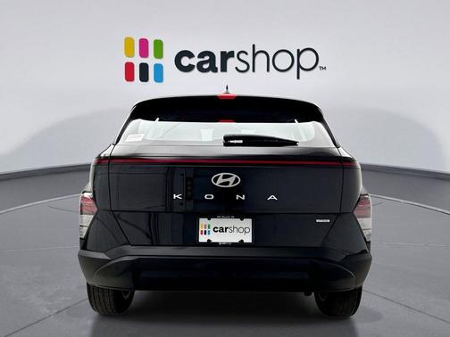 2024 Hyundai KONA SE