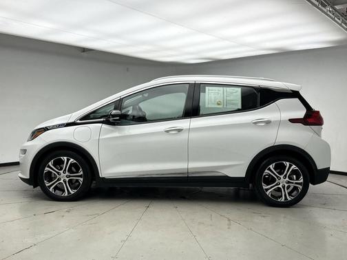 Summit White 2021 Chevrolet Bolt EV FWD Premier