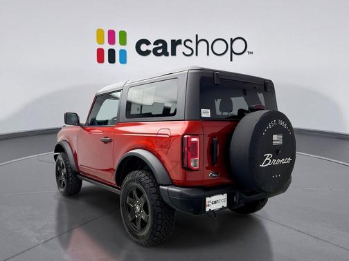 HOT PEPPER RED MET TINT CC 2024 Ford Bronco Black Diamond