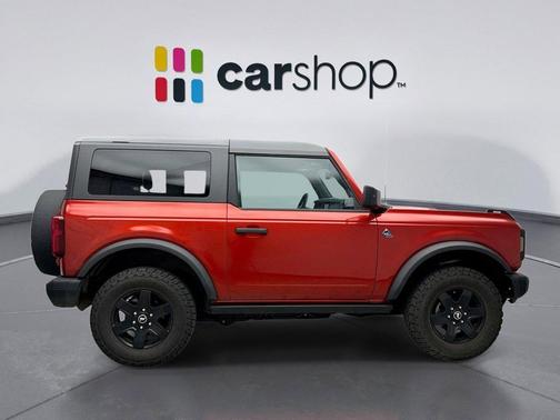 HOT PEPPER RED MET TINT CC 2024 Ford Bronco Black Diamond