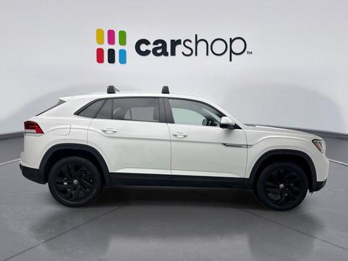 Pure White 2023 Volkswagen Atlas Cross Sport 2.0T SE w/Technology 4MOTION