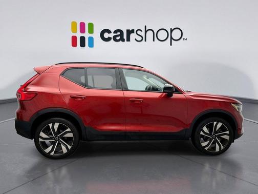 Fusion Red Metallic 2024 Volvo XC40 B5 Plus Dark Theme