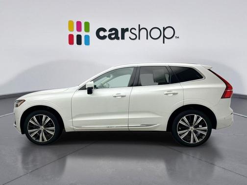 Crystal White 2022 Volvo XC60 B5 INSCRIPTION