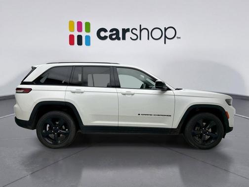 Bright White Clearcoat 2023 Jeep Grand Cherokee Altitude