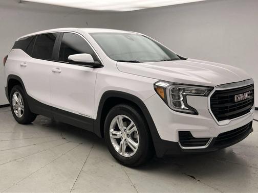 Summit White 2022 GMC Terrain SLE