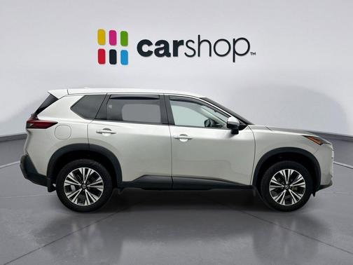 Brilliant Silver Metallic 2021 Nissan Rogue SV