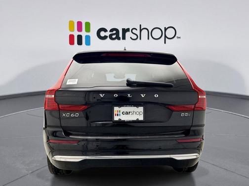 2022 Volvo XC60 B5 Inscription