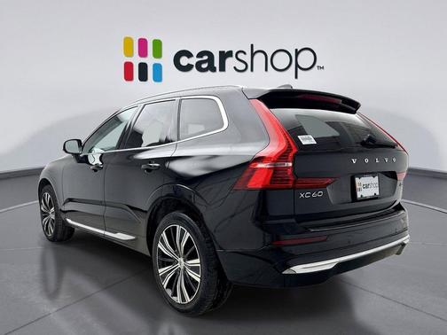 2022 Volvo XC60 B5 Inscription