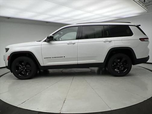 2022 Jeep Grand Cherokee L Altitude