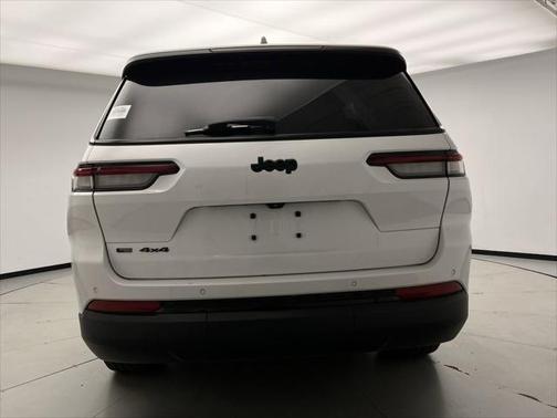 2022 Jeep Grand Cherokee L Altitude