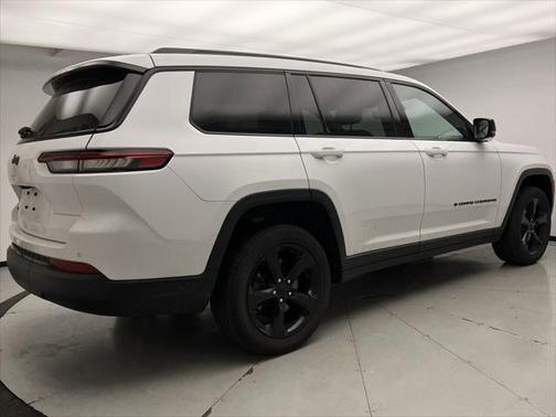 2022 Jeep Grand Cherokee L Altitude