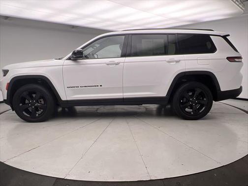 2022 Jeep Grand Cherokee L Altitude