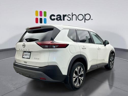 Pearl White Tricoat 2023 Nissan Rogue SV