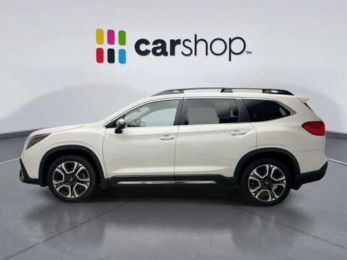 Crystal White Pearl 2023 Subaru Ascent Limited 8-Passenger