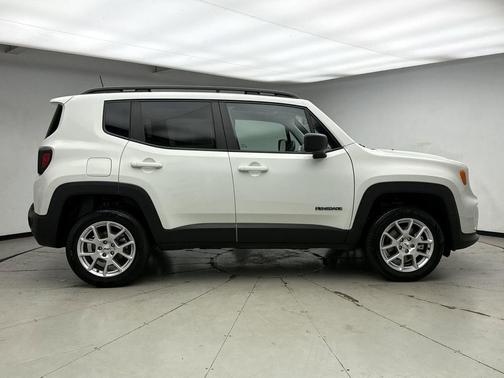 Alpine White Clearcoat 2023 Jeep Renegade Latitude