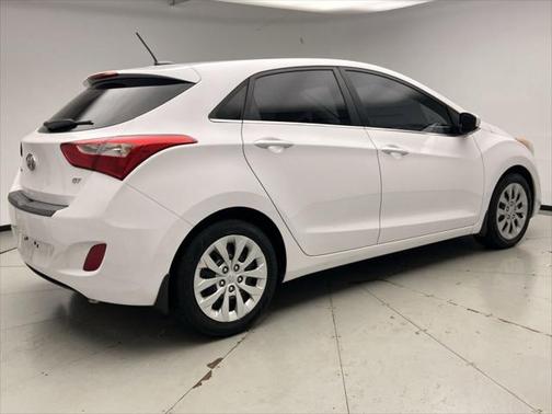 2016 Hyundai Elantra GT Base