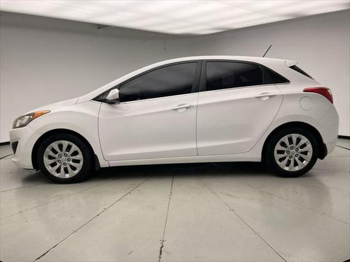 2016 Hyundai Elantra GT Base