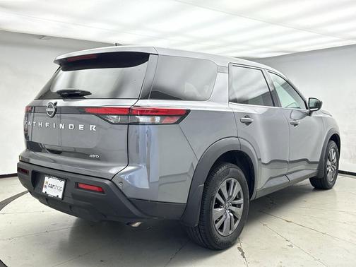 Gun Metallic 2024 Nissan Pathfinder S 4WD