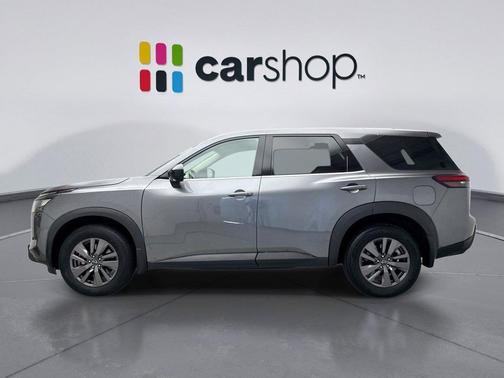Gun Metallic 2024 Nissan Pathfinder S 4WD