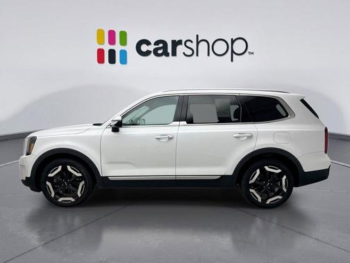 Glacial White Pearl 2023 Kia Telluride S