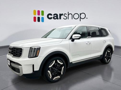 Glacial White Pearl 2023 Kia Telluride S