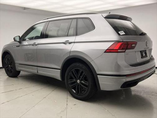 2022 Volkswagen Tiguan 2.0T SE R-Line Black 4MOTION
