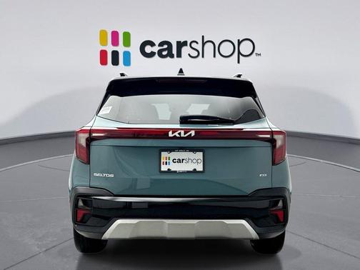 Pluton Blue/Black Roof 2024 Kia Seltos S