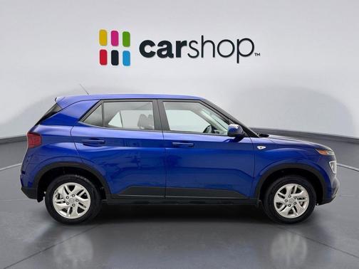 2025 Hyundai VENUE SE