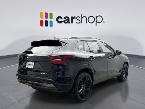 Mosaic Black Metallic 2025 Chevrolet Trax FWD ACTIV