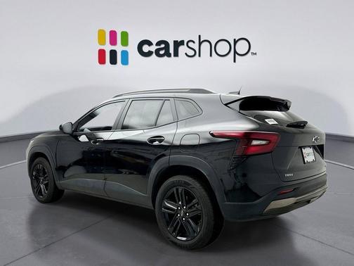 Mosaic Black Metallic 2025 Chevrolet Trax FWD ACTIV