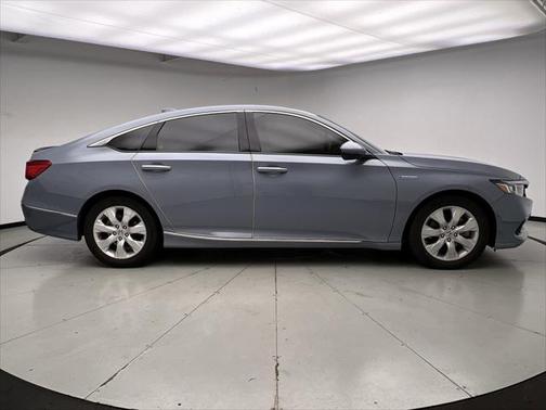 2022 Honda Accord Hybrid Touring