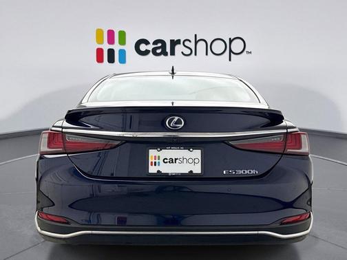 2020 Lexus ES 300h Base