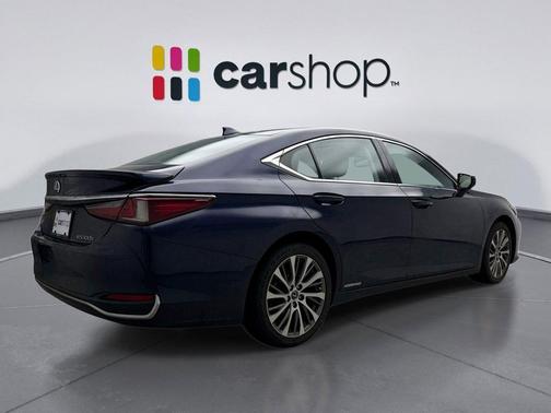 2020 Lexus ES 300h Base