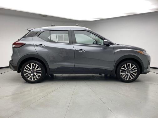 Gun Metallic 2023 Nissan Kicks SV