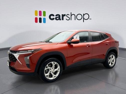 Cayenne Orange Metallic 2024 Chevrolet Trax LS