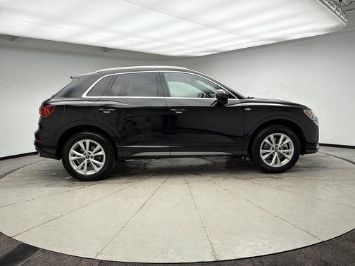 2022 Audi Q3 45 S line Premium Plus