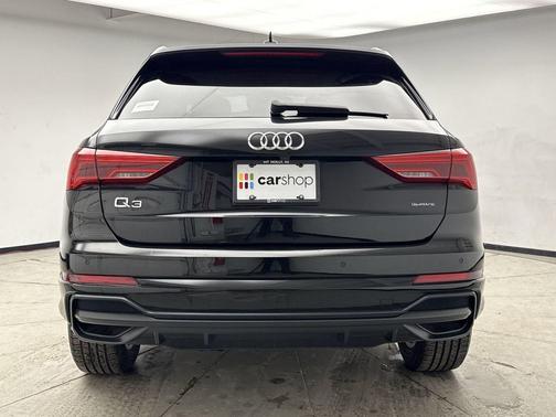 2022 Audi Q3 45 S line Premium Plus