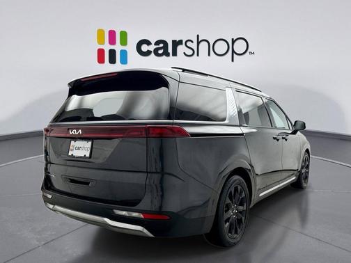 2022 Kia Carnival SX