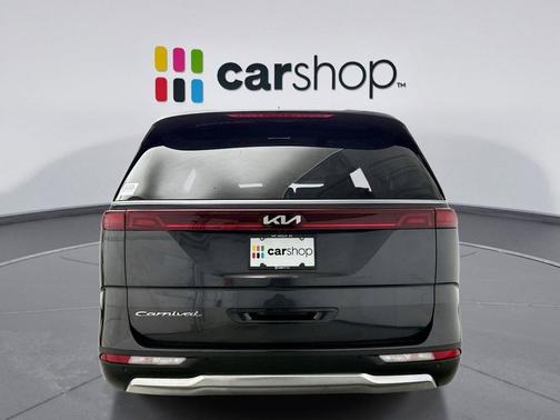 2022 Kia Carnival SX