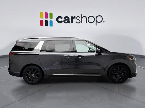 2022 Kia Carnival SX
