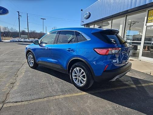 2021 Ford Escape SE