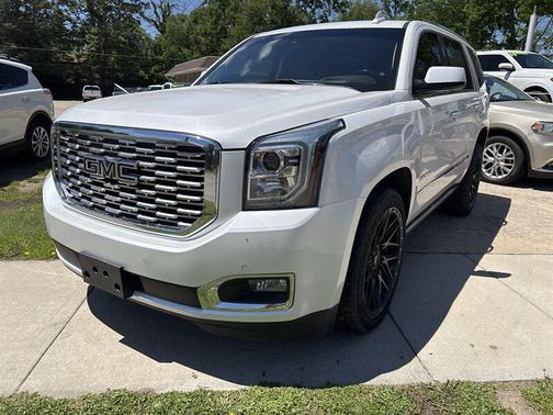 Summit White 2018 GMC Yukon Denali