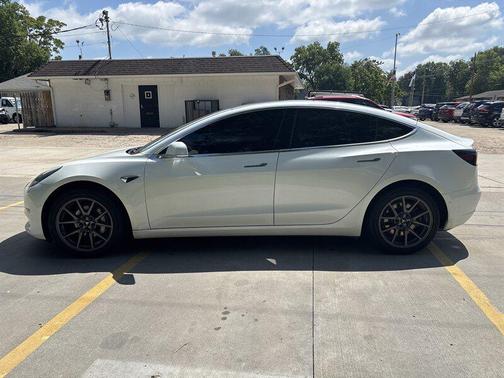 2019 Tesla Model 3 Standard Range