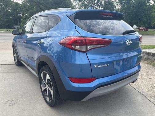 Caribbean Blue 2018 Hyundai TUCSON Value