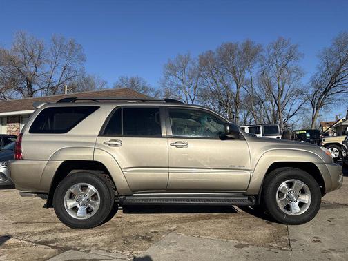 2004 Toyota 4Runner SR5