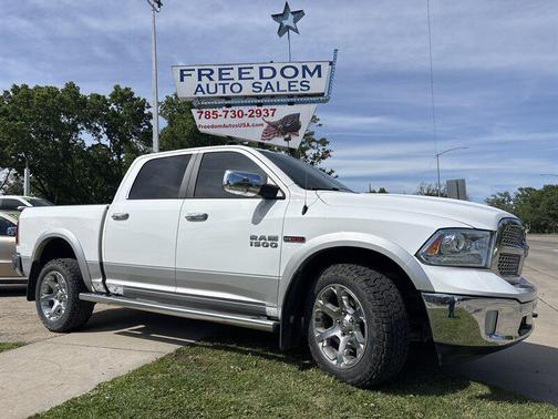 Bright White Clearcoat 2014 RAM 1500 Laramie
