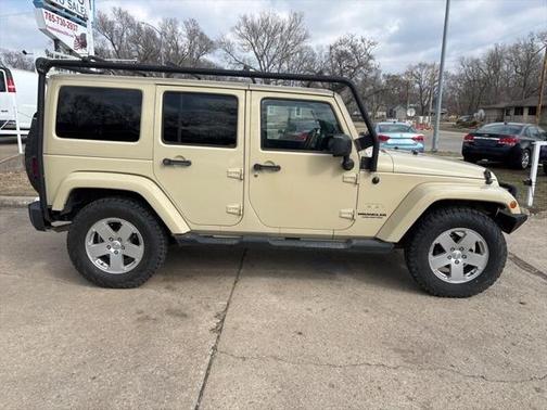 2011 Jeep Wrangler Unlimited Sahara