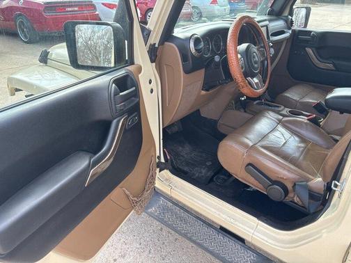 2011 Jeep Wrangler Unlimited Sahara